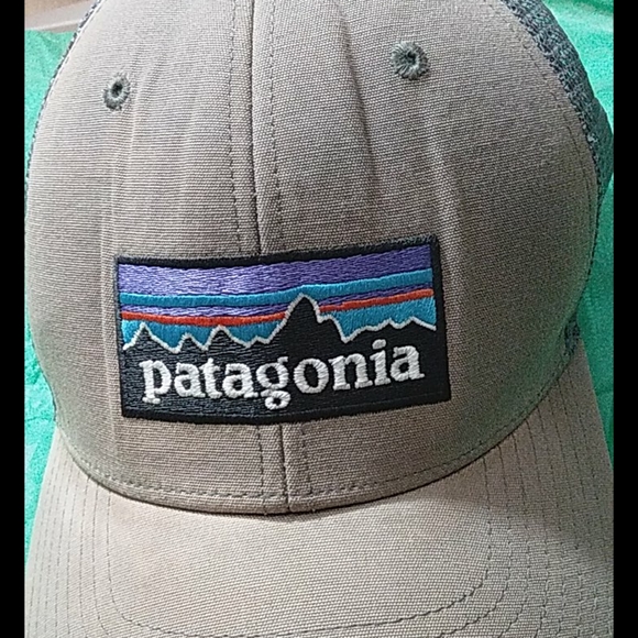 Patagonia hat 1 Sz $28 +free hat. - Picture 2 of 5